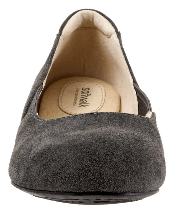 SoftWalk Women's Norwich Flat Graphite 8