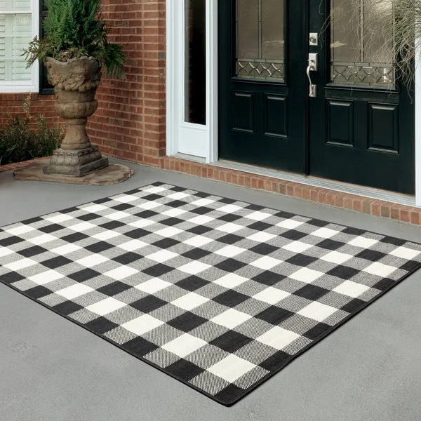 The Gray Barn Told Gait Indoor/ Outdoor Gingham Check Area Rug (6&7x22 x 9&6x22 - Tan)