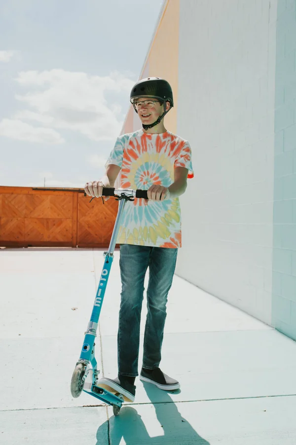Micro Sprite Scooter LED Ocean Blue