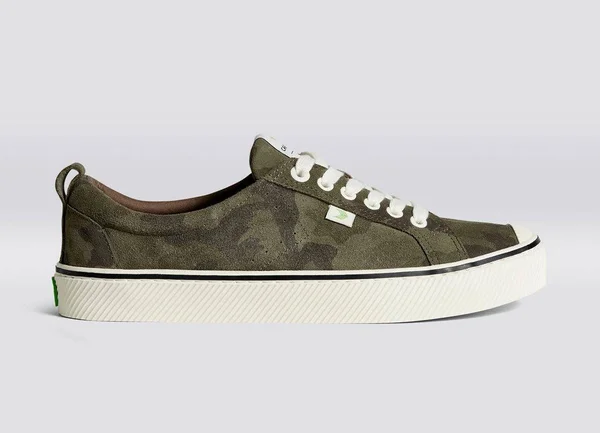 Cariuma OCA Low Stripe Camouflage Suede Sneaker Men - Green