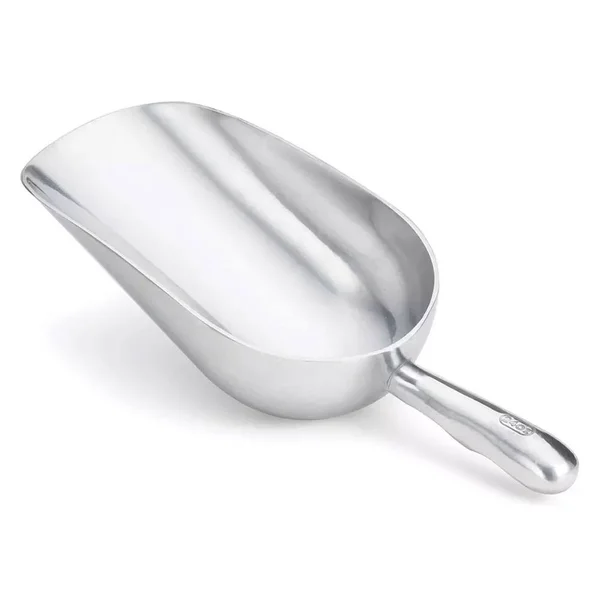 Tablecraft 85 oz. Aluminum 15-1/2x22 Ice Scoop, 12 Packs