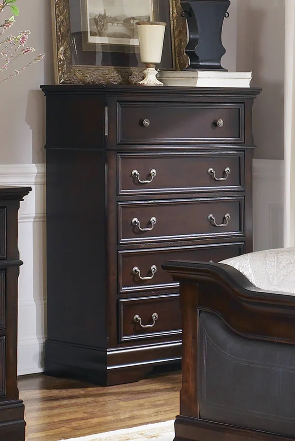 Coaster Cambridge Chest 203195