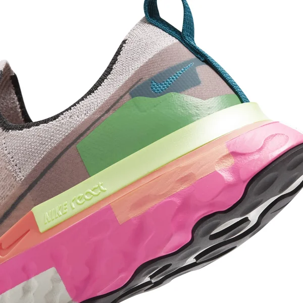 Nike Women's React Infinity Run Flyknit Premium Violet Ash-Dark Smoke Grey-Pink Blast - 8.5