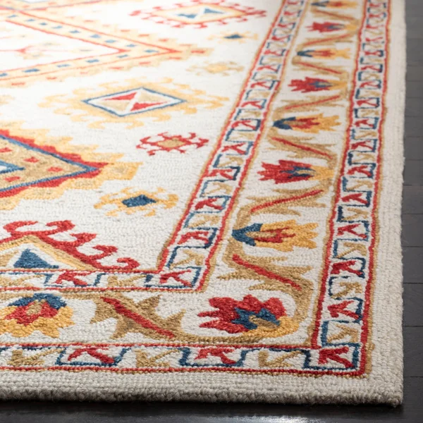 Safavieh Aspen Rug Collection APN706Y - Green, Ivory - 4& x 6&
