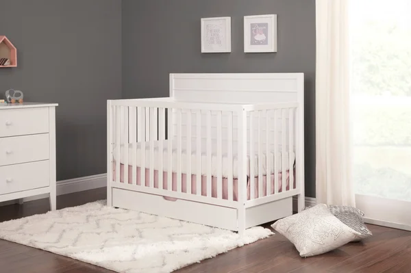 Carter's by Davinci Under Crib Trundle (White)