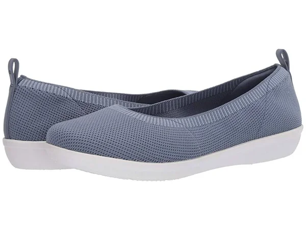 Clarks Ayla Paige 7.5 Women's Blue
