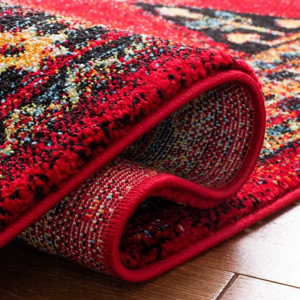 Safavieh Clearance Vintage Hamadan VTH251Q Red Rug - 6&7x22x6&7x22 - Square