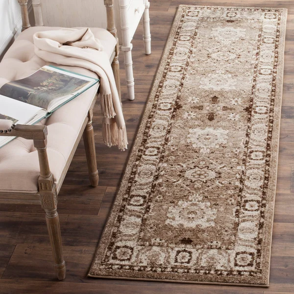 Safavieh Vintage Hamadan VTH214T 2&3x22 x 16& Taupe Rug