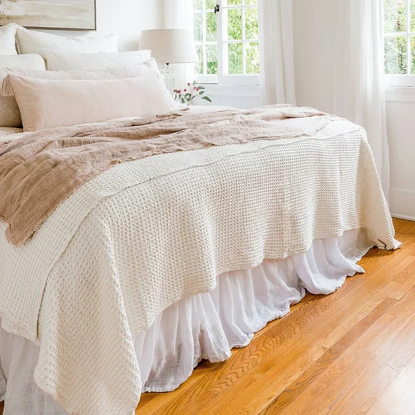 Pom Pom at Home Zuma Bed Blanket - King, Cream