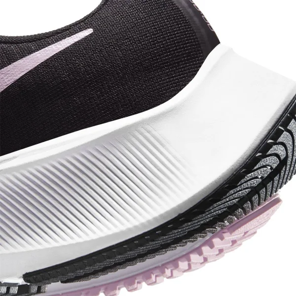 Nike Women's Air Zoom Pegasus 37 Running Shoes, Black