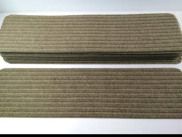 Stair Treads Collection Indoor Skid Slip Resistant Carpet Stair Tread Treads (Beige, Set of 13 (8 in x 30 in))