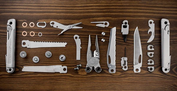 Leatherman - Wave Plus with Cap Crimper Multi-Tool - Stainless Steel