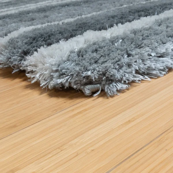 Avenue 33 Cason Moira Gray Shag Rug, Grey, 6.5X9.5 ft