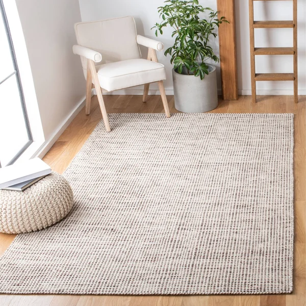Safavieh Handmade Vermont Aureliane Wool Rug - 4' x 6' - Brown/Ivory