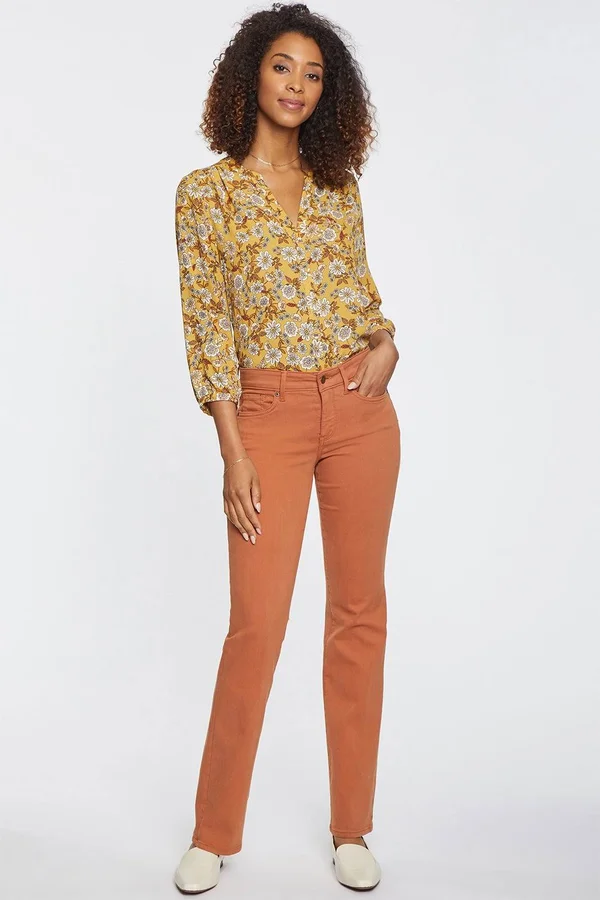 Nydj Marilyn Straight Leg Stretch Jeans, Size 6 in Walnut at Nordstrom