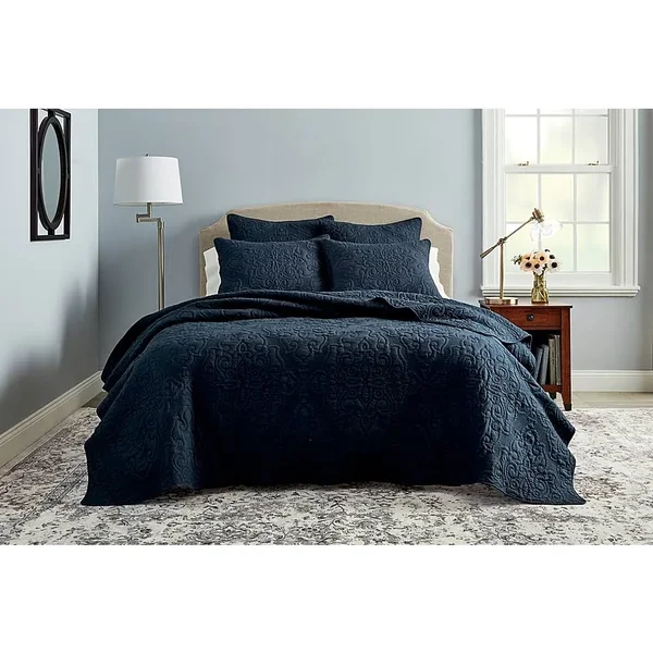 Wamsutta Cambridge 3-Piece King Quilt Set in Navy