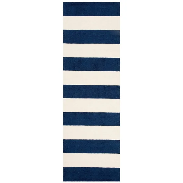Safavieh Kids Navy/Ivory 5 ft. x 5 ft. Round Area Rug