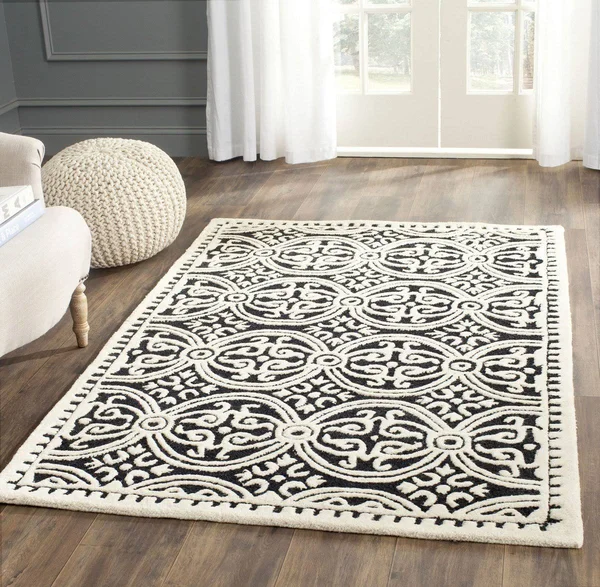 Safavieh Cambridge Black & Ivory 9& x 12& Rug