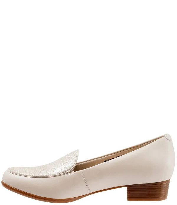 Trotters Women's Monarch, Nude Metallic Linen Size: 10 N