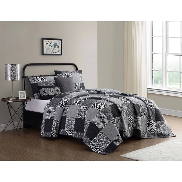 Lola Ziva Animal Printed Patchwork Quilt Set, Size: Twin, Black