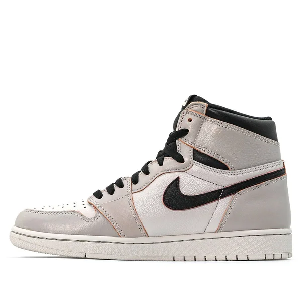 Nike SB x Air Jordan 1 Retro High OG NYC to Paris - Size 5 Kids