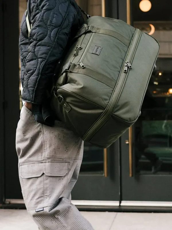 Stevyn Duffel, CALPAK Hazel