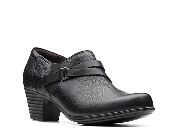 Clarks Valarie 2 May Bootie - Women's - Black