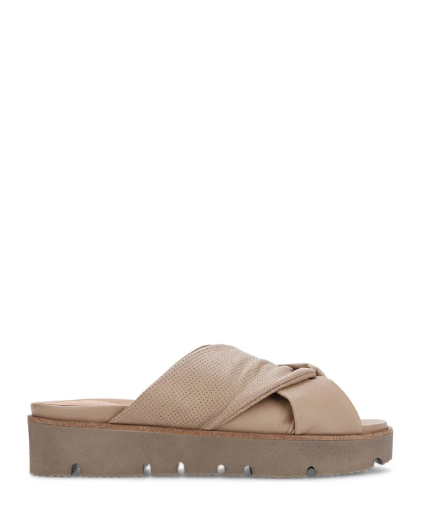 Gentle Souls by Kenneth Cole Lavern Braid Suede Sandal, 9.5, Black