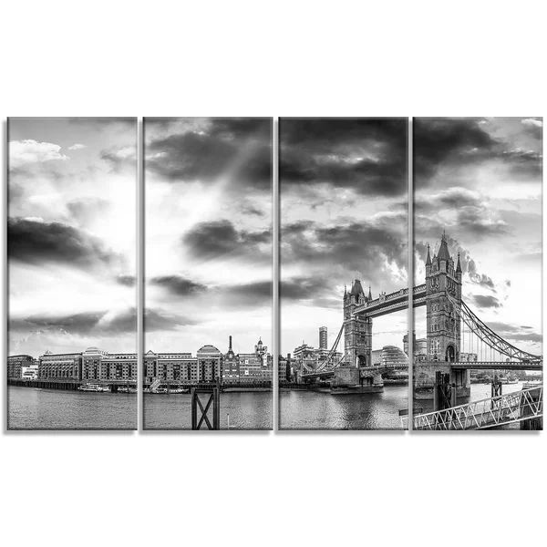 Design Art Black and White View of London Panorama - Cityscape Canvas Print, 60 in. Wide x 28 in. High - 5 Equal Panels