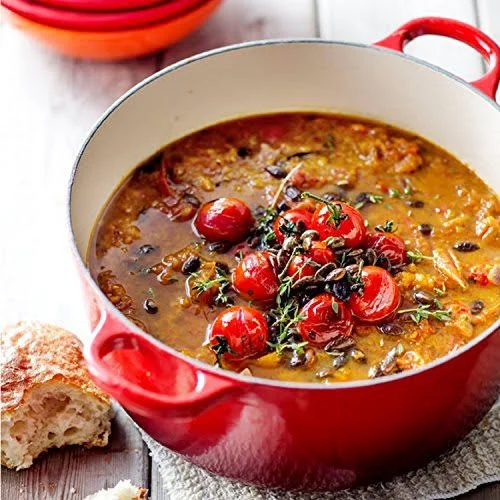 Le Creuset Enameled Cast-Iron 2-Quart Round French Oven - Red