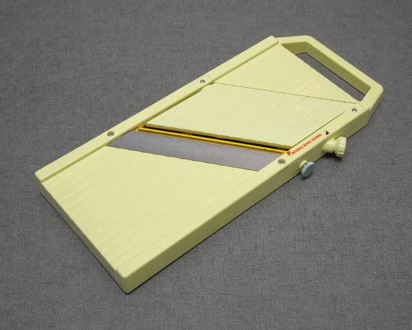 Chiba Kogyosyo Sengiri Slicekun, 35 x 14.5 x 2.8 cm