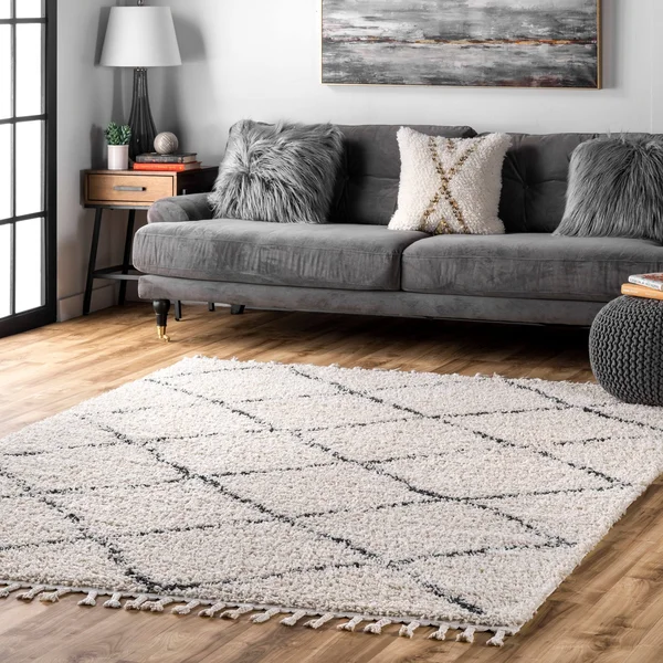 nuLOOM Jessie Moroccan Lattice Shag Off-White 10 ft. Square Rug, Beige