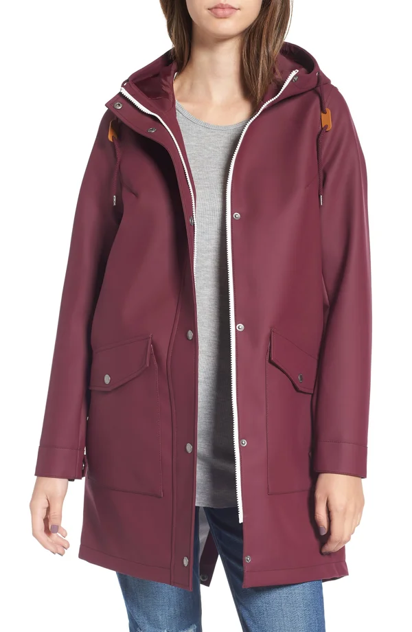 Levi&s Women's Water-Resistant Rain Jacket - Wine