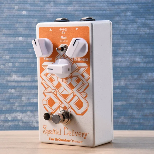 EarthQuaker Devices Spatial Delivery Envelope Filter V2