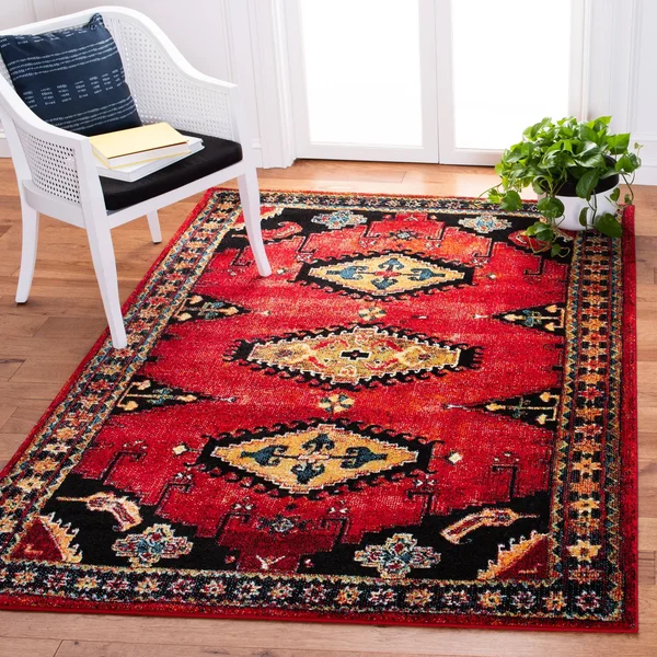 Safavieh Clearance Vintage Hamadan VTH251Q Red Rug - 6&7x22x6&7x22 - Square