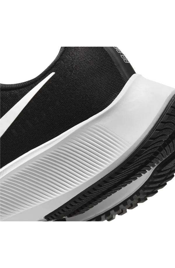 Nike Men's Air Zoom Pegasus 37 Running Shoes, Black