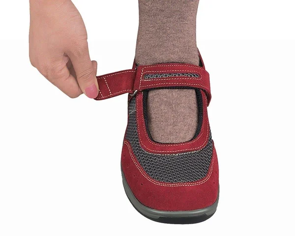 Women's OrthoFeet Chattanooga, Size: 9, Red