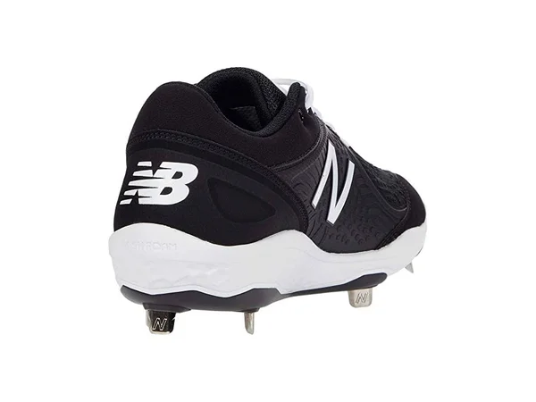 New Balance 3000V5 Metal Black/White Men's Baseball Cleat Shoes, Size: 12.5