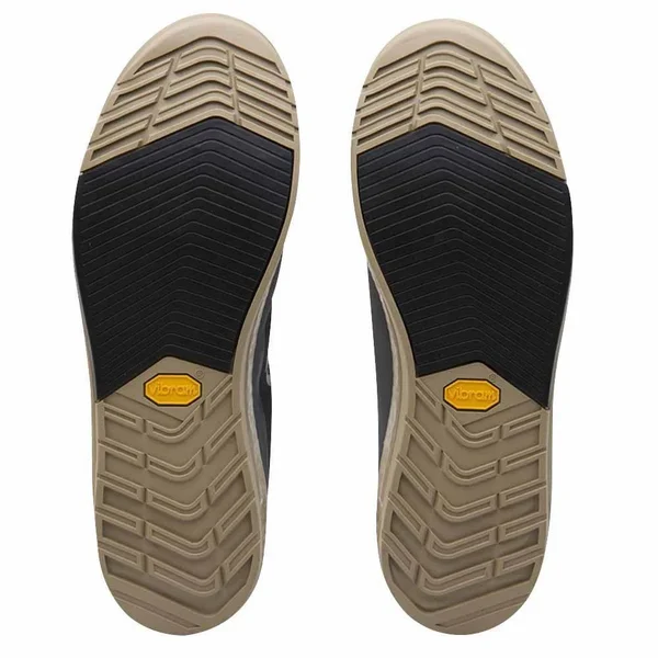Pearl Izumi Men's X-Alp Launch - Smoked PEARL/MONUMENT - 43.5