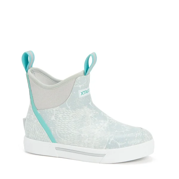 Xtratuf Women's Wheelhouse 6x22 Ankle Deck Boot - Blue Coho Print, 9