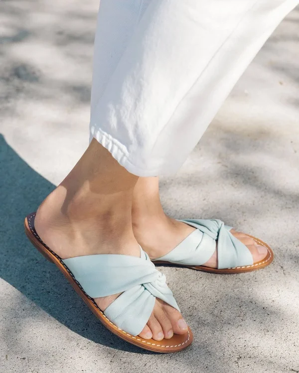 Clara Beach Slide Black - 10