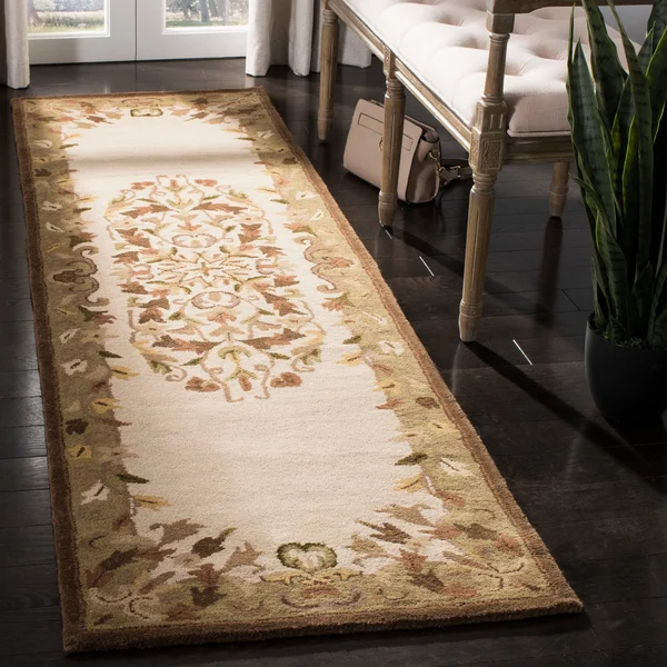 Safavieh Heritage Beige/Green 7 ft. 6 in. x 9 ft. 6 in. Oval Area Rug