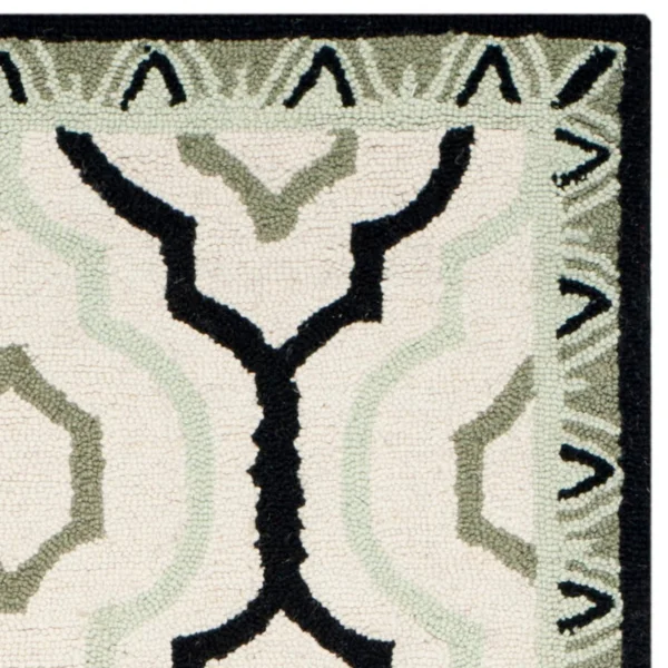 Safavieh Chelsea HK740A 6&0x22 x 9&0x22 Ivory - Black Area Rug