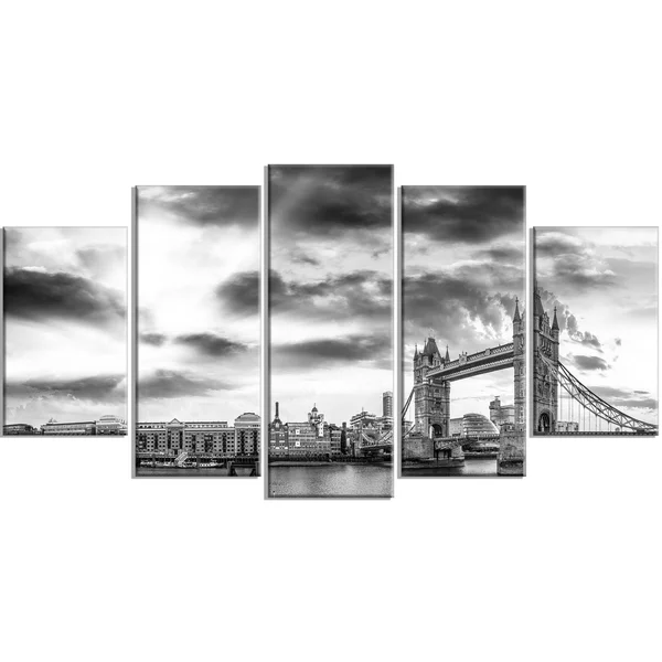 Design Art Black and White View of London Panorama - Cityscape Canvas Print, 60 in. Wide x 28 in. High - 5 Equal Panels