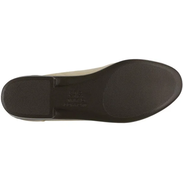 SAS Women's Savvy Linen 5.5 Double Wide