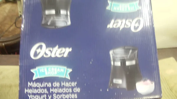 Oster Ice Cream - Frozen yogurt - & Sorbet Maker