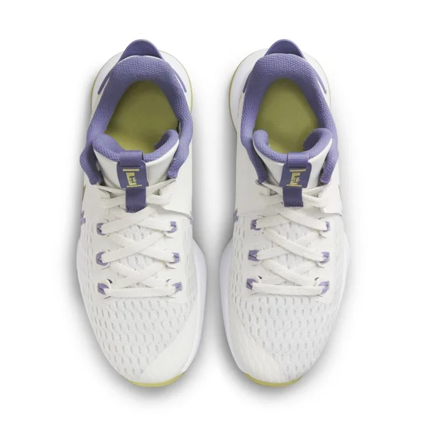 Nike Lebron Witness 5 Basketball Shoes in White - Size: 18, CQ9380-102