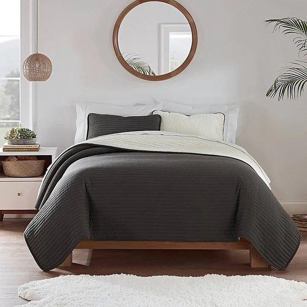 Ugg Devon Sherpa 3-Piece Reversible King Quilt Set in Charcoal