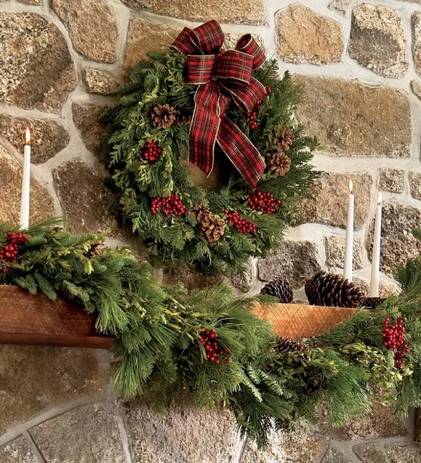 Plow & Hearth Holiday Woodland Evergreens 24x22Wreath with Bow