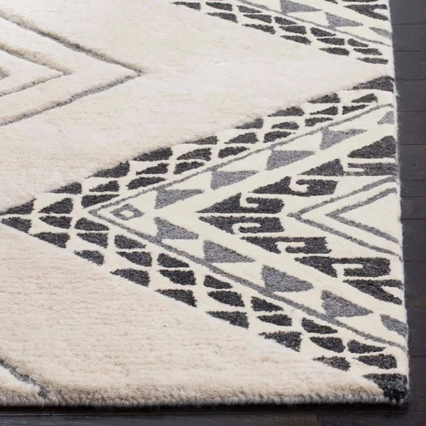 Safavieh Casablanca CSB301A 2&3x22 x 8&0x22 Runner Ivory - Grey Area Rug